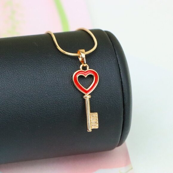"Heart-Shaped Key Design Rose Gold Pendant with Red Enamel Accent, XPPT1280 - Picture 6 of 12